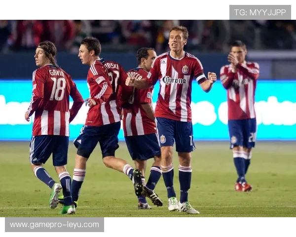 芝华士足球俱乐部新赛季阵容调整，力争突破历史最好成绩