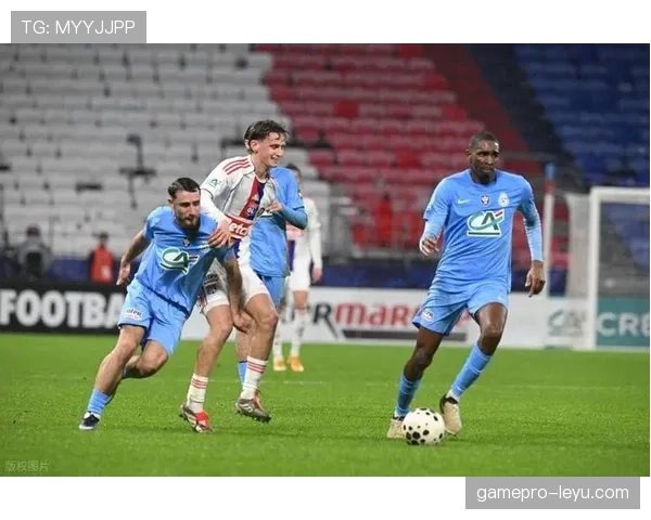里昂攻防兼备闪耀联赛，竞争力显著提升