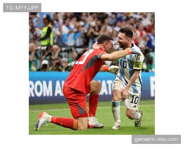 梅西逆天进球助阿根廷持续强势，世界杯赛场表现值得关注