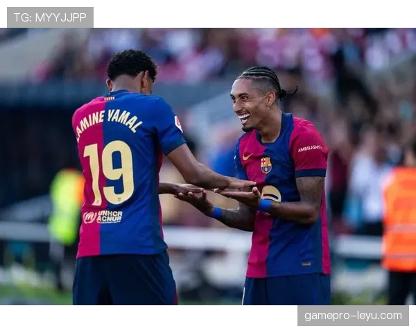 拉菲尼亚表现稳健，彰显巴西足球骄傲