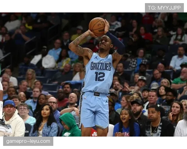 莫兰特从孤立单打转向挡拆无球提升关键回合效率